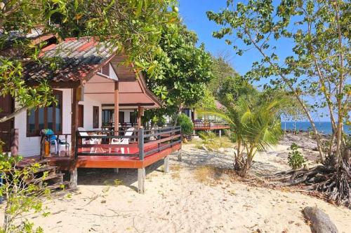 Koh Bulone